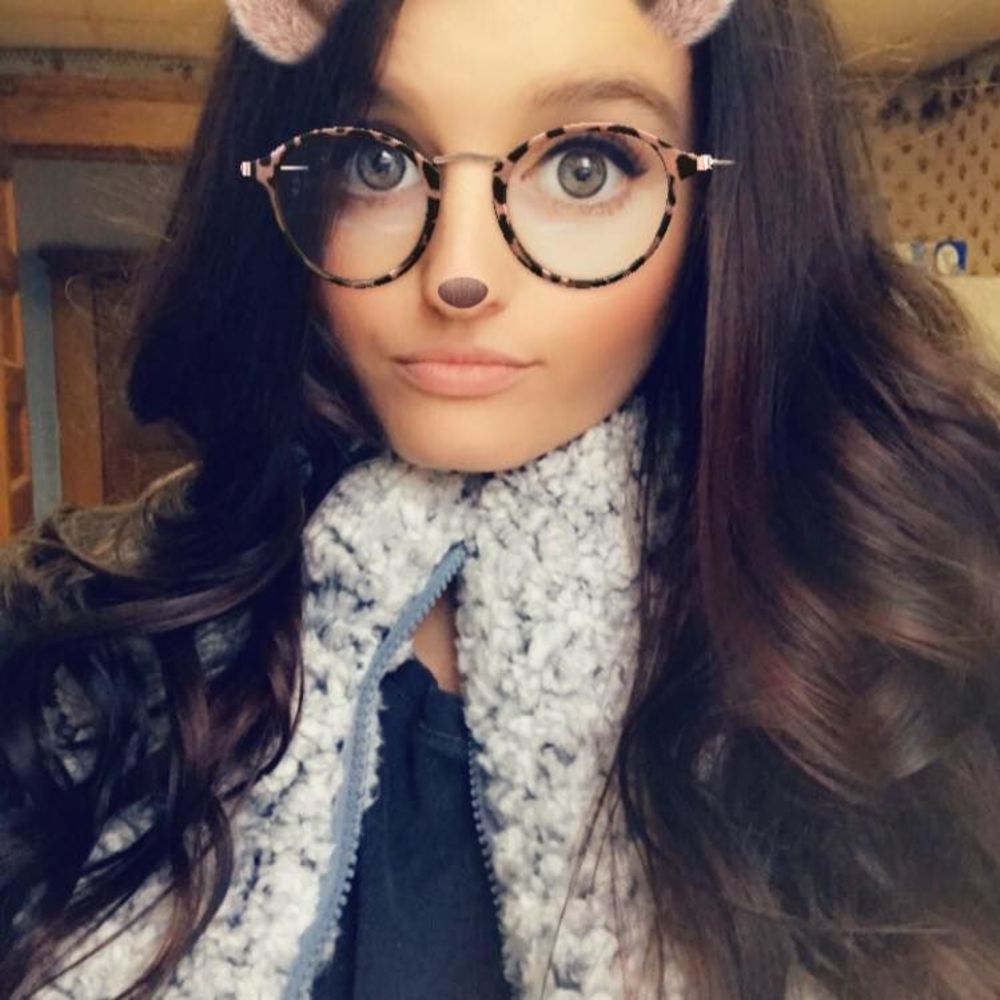 Meet your Posher, Josie